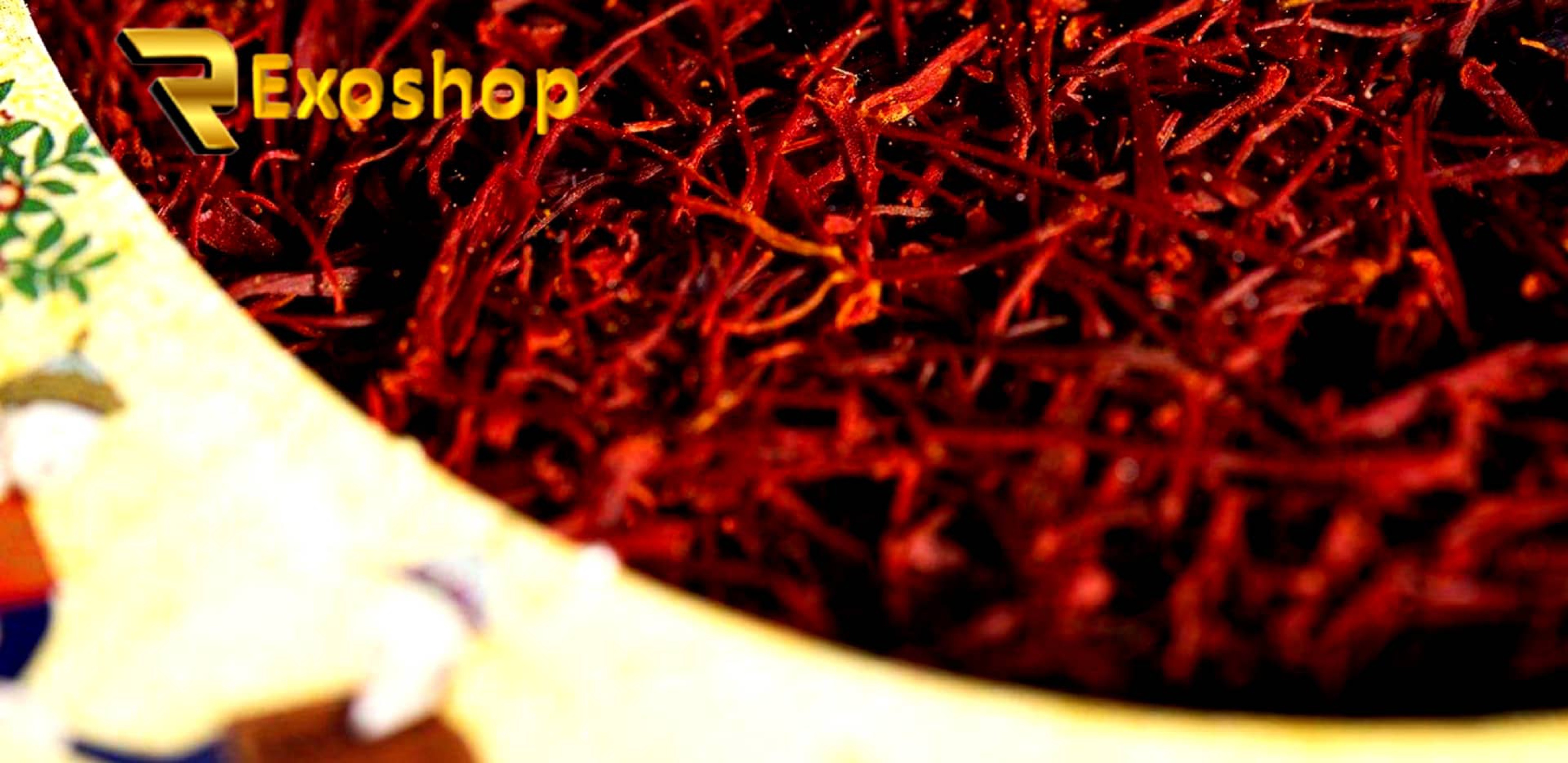 زعفران درجه یک ممتاز مقدار 4 گرمی با رنگ دهی بسیار بالا و خوش عطر کردن غذا و بوی دلنشین در فروشگاه رکسوشاپ موجود می باشد 